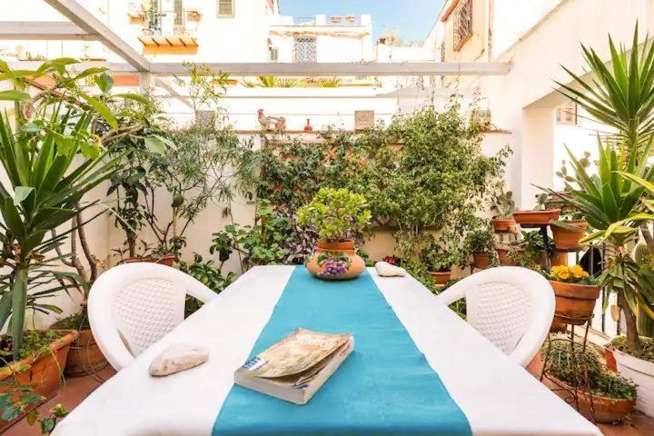 At Kalsa Quiet Flowered Terrace! Free Parking! Ideal For Remote Working! Palerme Extérieur photo