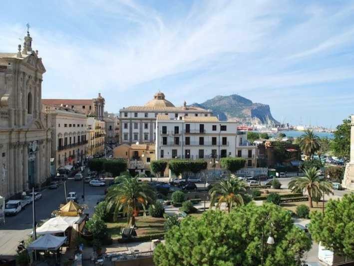 At Kalsa Quiet Flowered Terrace! Free Parking! Ideal For Remote Working! Palerme Extérieur photo
