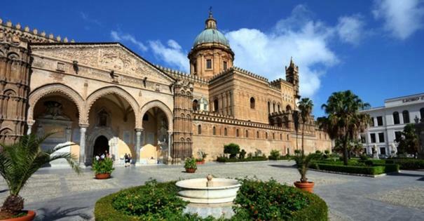 At Kalsa Quiet Flowered Terrace! Free Parking! Ideal For Remote Working! Palerme Extérieur photo